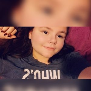 Meet your Posher, Destinee